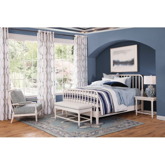 Lind Island Queen Bed - Image 8